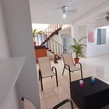 Hostal Los Heroes Antiguo Cuscatlan Luaran gambar