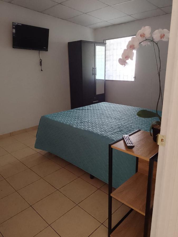 Hostal Los Heroes Antiguo Cuscatlan Luaran gambar